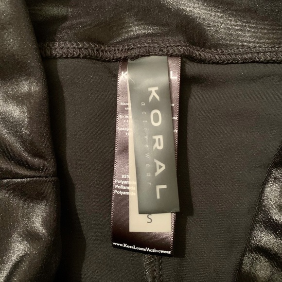 Koral Black Lustrous Leather Look Capri Legging S - Picture 4 of 4